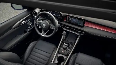 2025 Alfa Romeo Tonale gets interior refresh