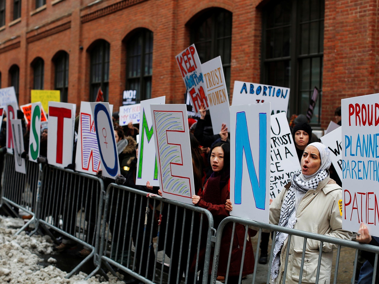 Another Planned Parenthood Protest Showdown