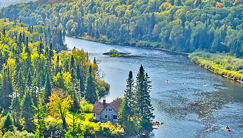 Explorez le Canada : Aventures nordiques à prix réduits !