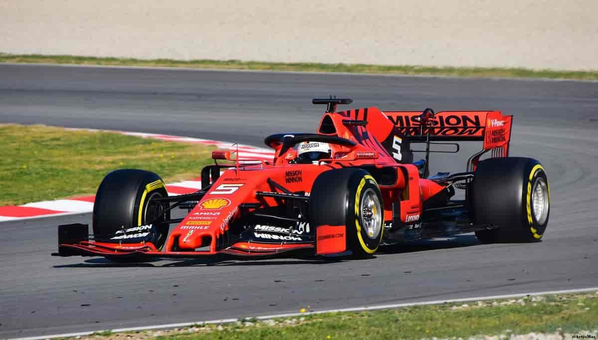 Ferrari SF90