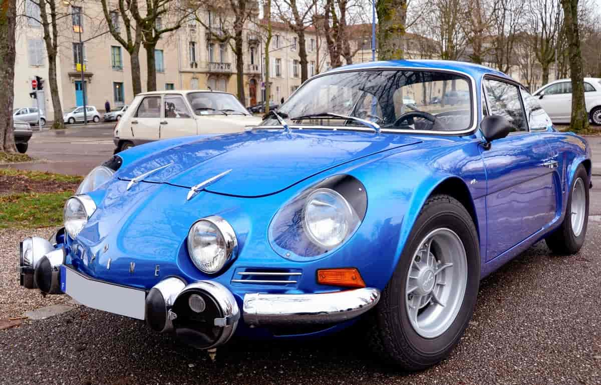 Alpine A110