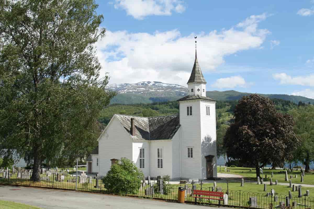 Ulvik kyrkje