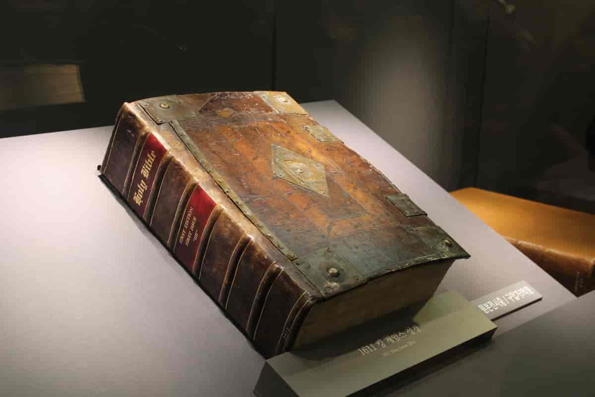 King James' Bible