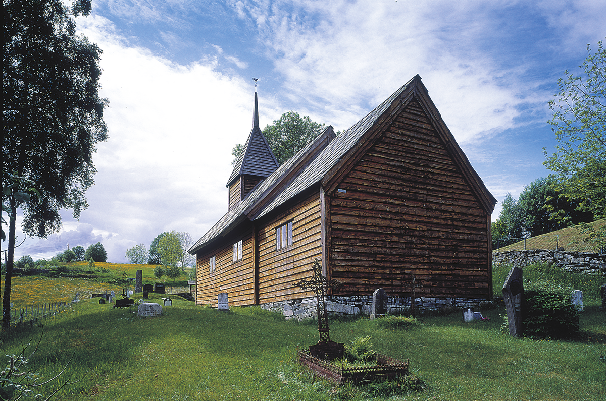 Holdhus kirke