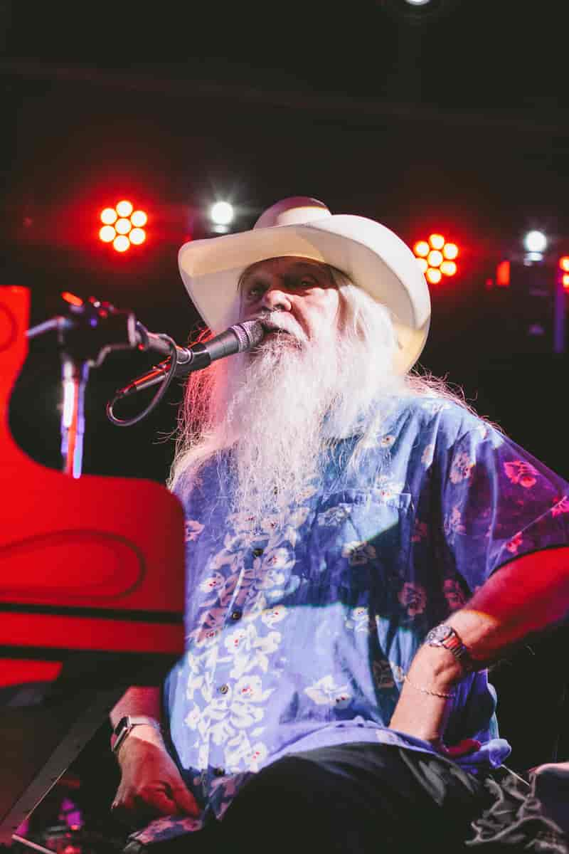 Leon Russell på scenen 17. oktober 2014.