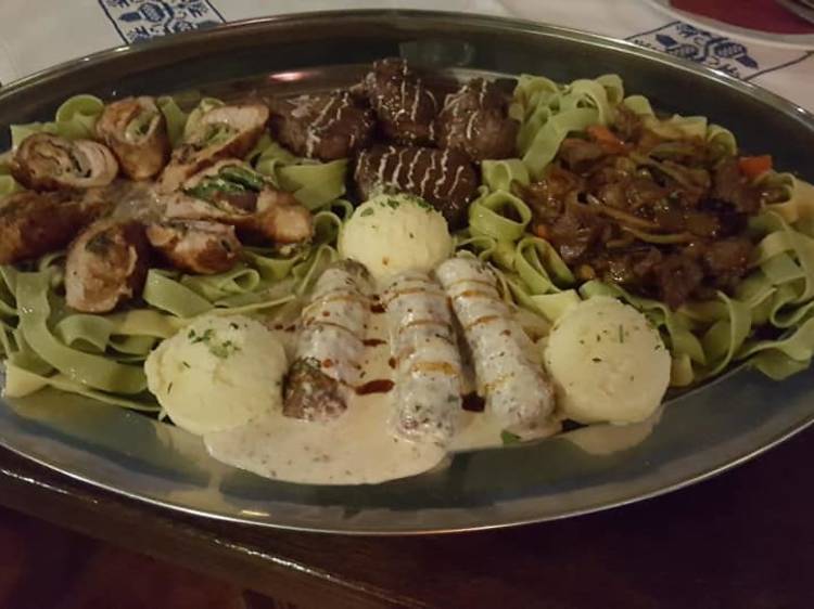 Devour ćevapi and grilled meats at Sofra