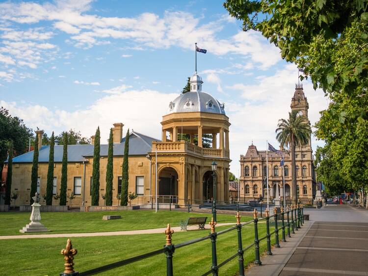 These three regional towns have been officially crowned as the best places to visit in Victoria