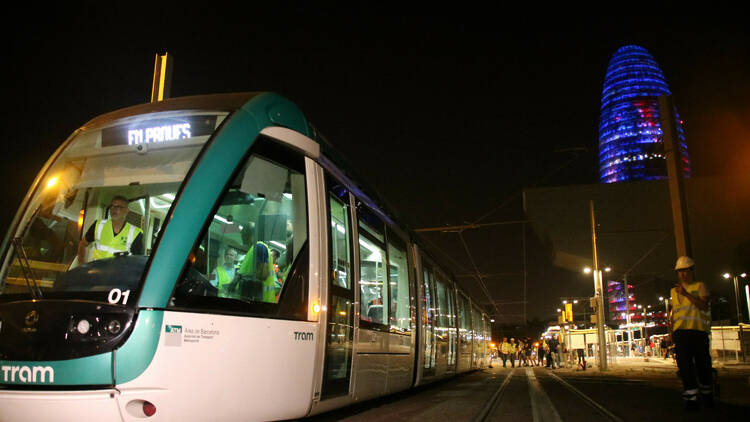 Barcelona estrenará un pionero sistema de tranvía este otoño
