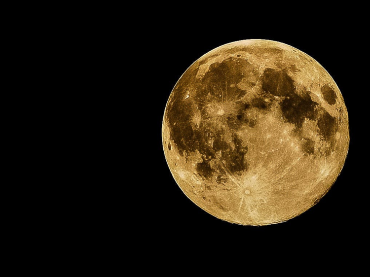 A huge super harvest moon will be visible in Melbourne this week – and it's the biggest of the year