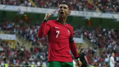 Golazo y doblete de Cristiano en el triunfo de Portugal antes de la Eurocopa