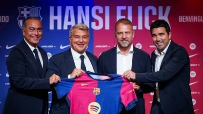 Flick fue presentado en Barcelona y comparó su idea con la de Guardiola