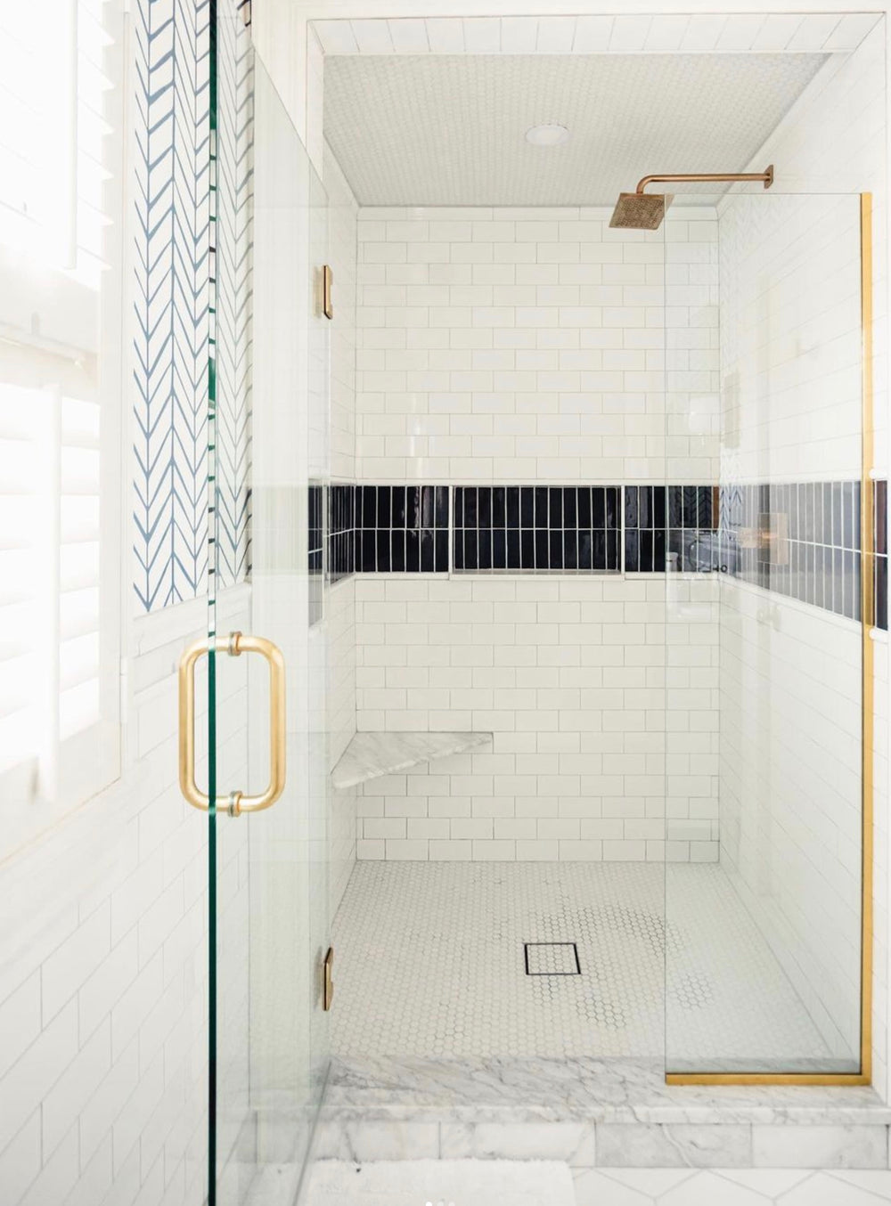 Statement Stripe on Shower Walls