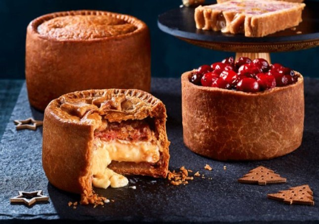 Asda launches Christmas mince pie alternative shoppers would ?sell their organs' to try