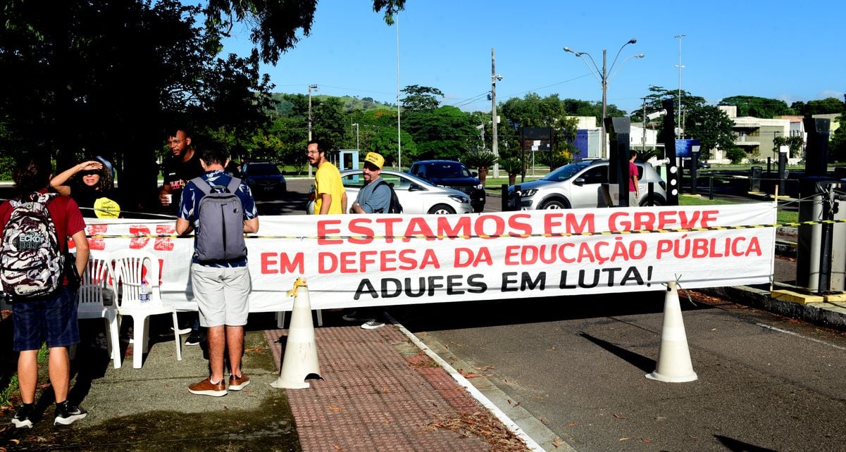 Greve dos professores da Ufes