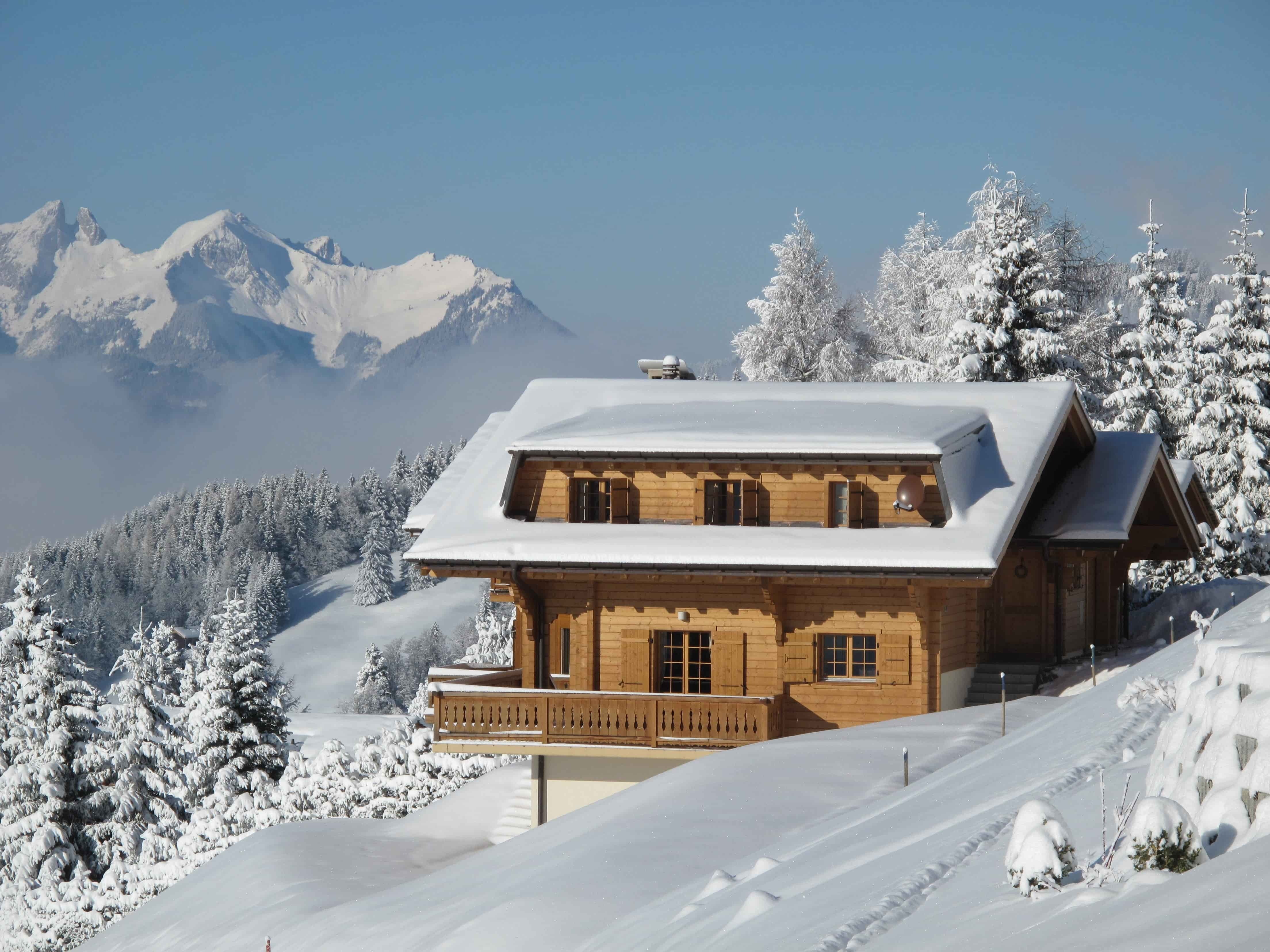 Ski Chalets in Switzerland