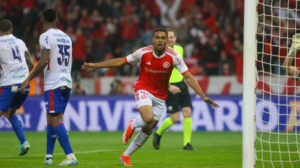 Jogador do Internacional comemorando gol (foto: Ricardo Duarte/Internacional)