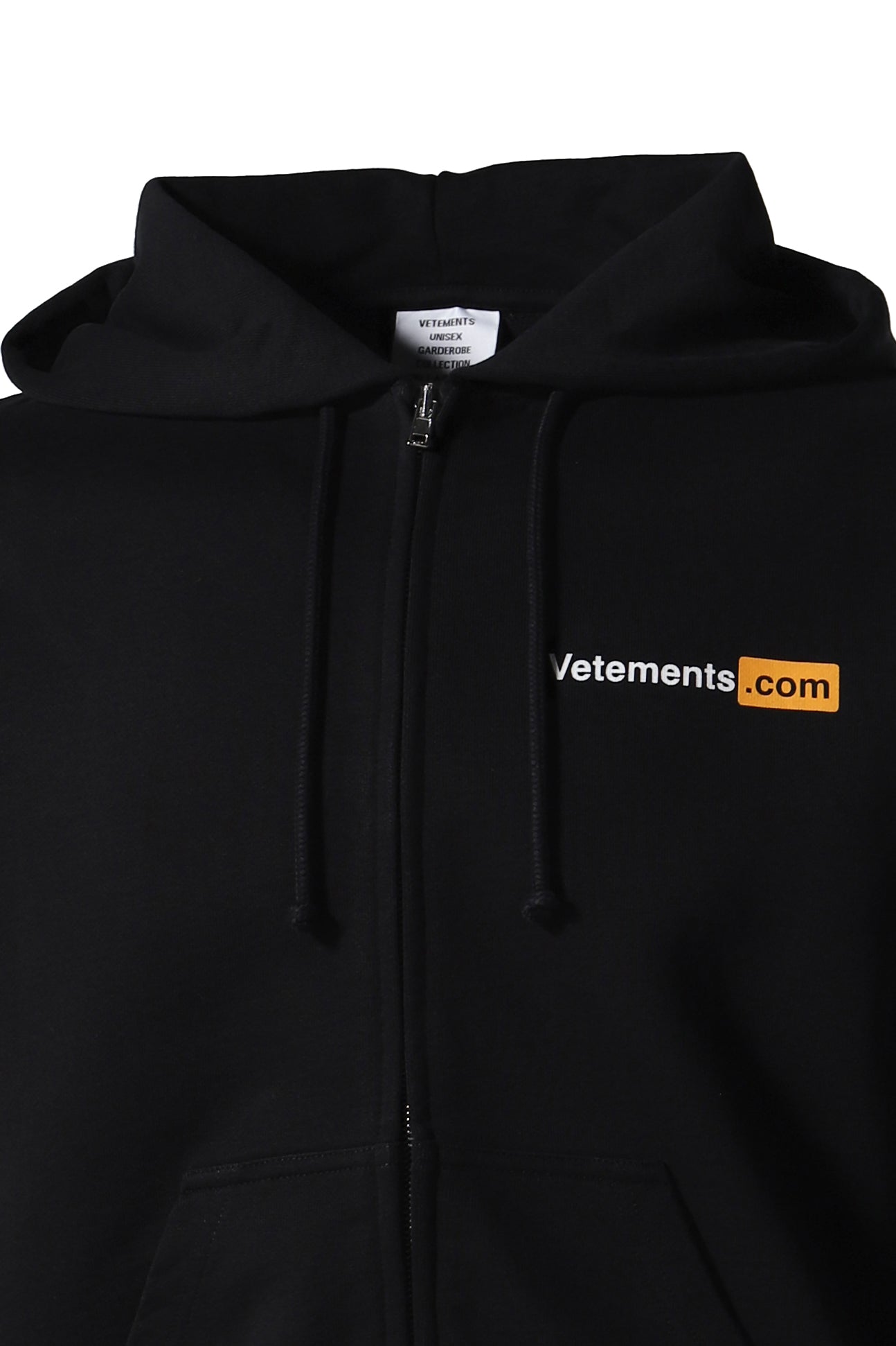 VETEMENTS.COM FITTED ZIP-UP HOODIE / BLK