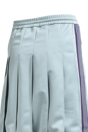 PLEATED TRACK SKIRT - POLY SMOOTH / B-SAX