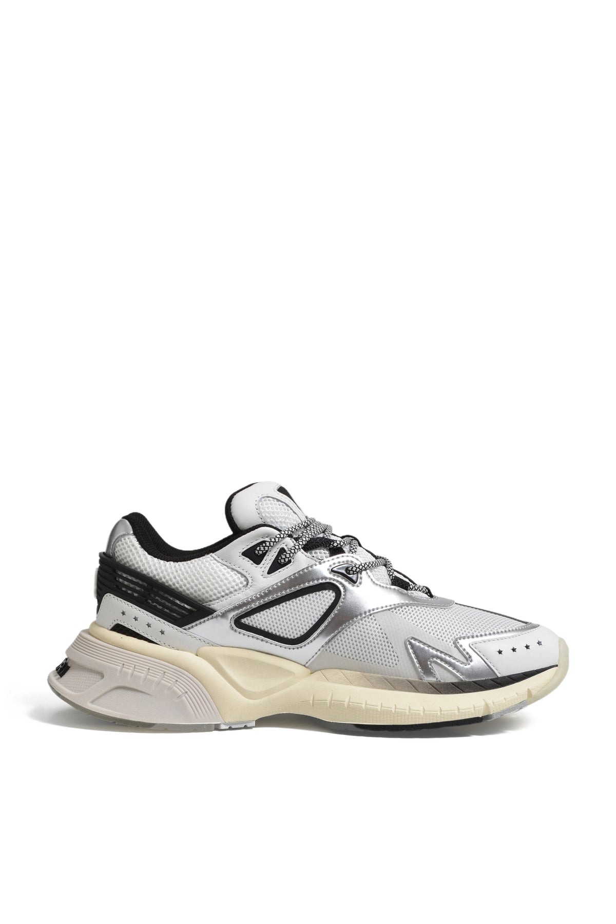 MA RUNNER / BLK WHT SILVER