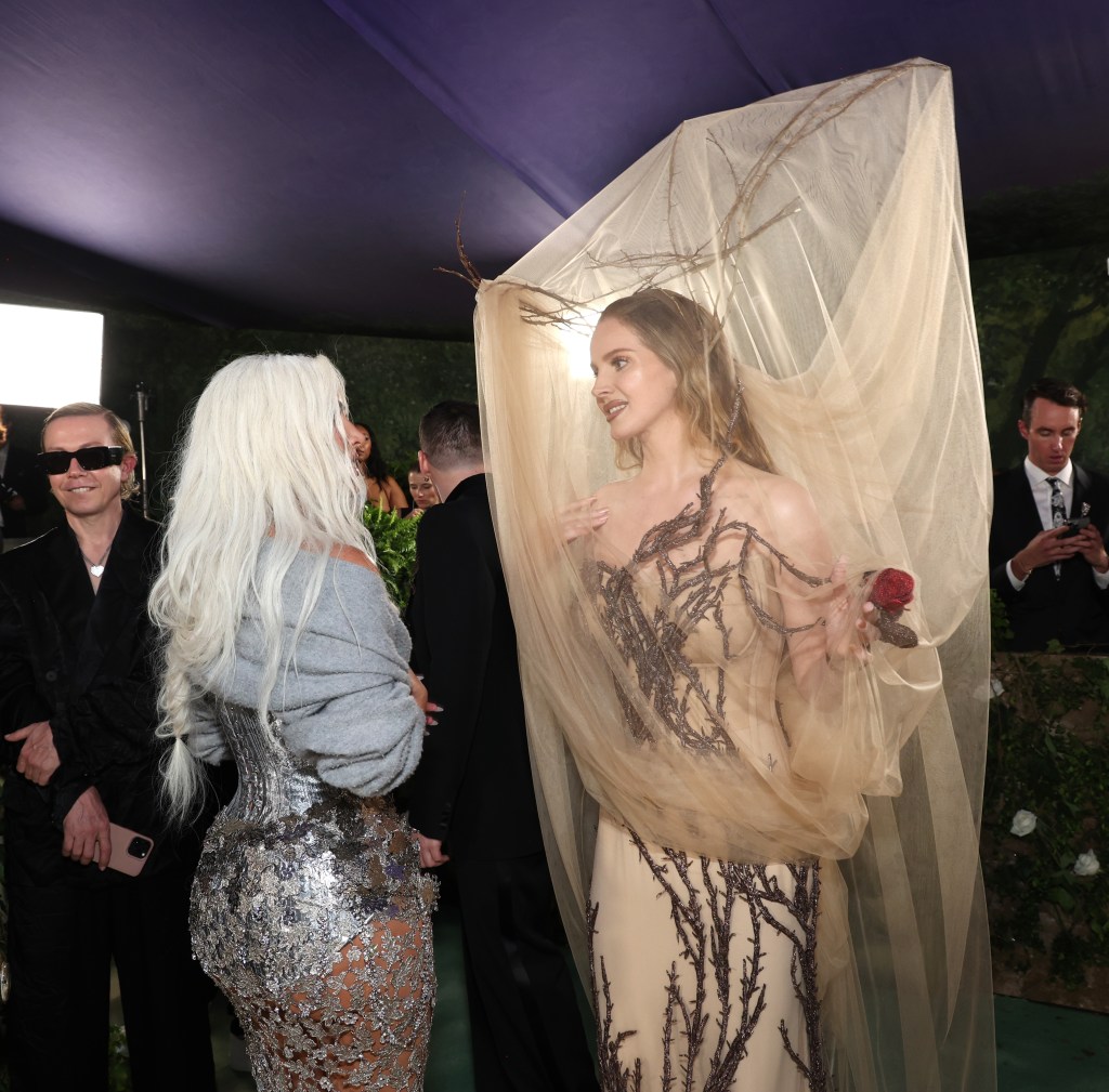 Kim Kardashian and Lana Del Rey chat at the 2024 Met Gala in New York City on May 6