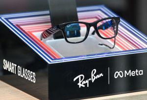 Smart Ray-Ban Glasses