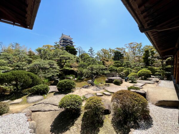 福寿会館庭園