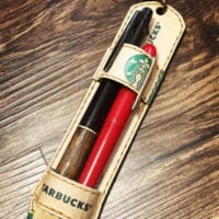 スタバの紙袋をリメイク！見た目も機能性も本格的なペンホルダーに