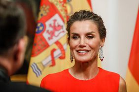 reina Letizia repite vestido 2017