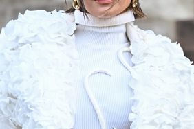Jennifer Lopez en el desfile de Schiaparelli Alta Costura de París