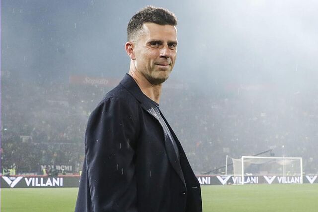 Thiago Motta durante un partido con el Bolonia