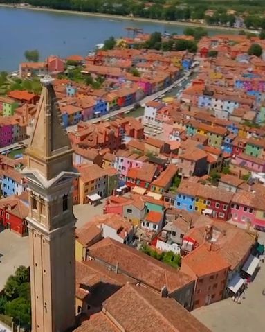 VIDÉO - Italie : à la découverte de Burano et Murano, les îles aux mille couleurs