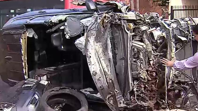 Grave accidente en Lo Barnechea: auto se volcó tras chocar contra un árbol