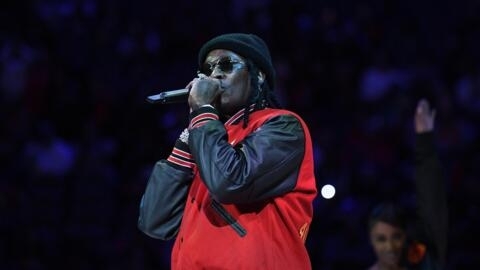 Young Thug performs at half time at the game between the Atlanta Hawks and the Boston Celtics on November 17, 2021 at State Farm Arena in Atlanta, Georgia
