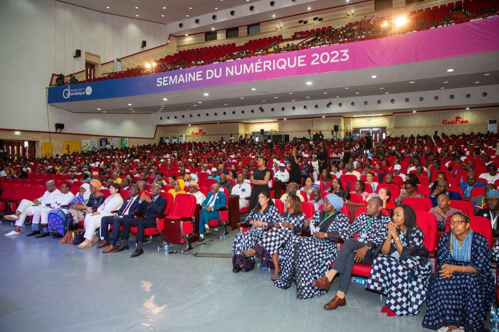 Plus de 15 000 participants pendant les 3 jours et près de 3000 participants en ligne