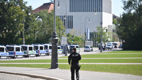 Des policiers sécurisent la zone après une fusillade à Munich, dans le sud de l'Allemagne, le 5 septembre 2024.