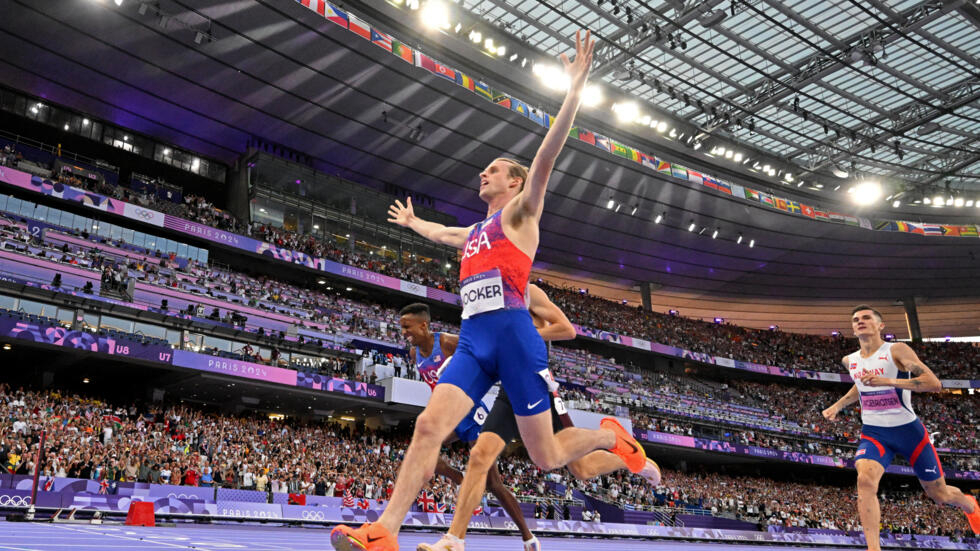 American Cole Hocker wins the men's Olympic 1500m