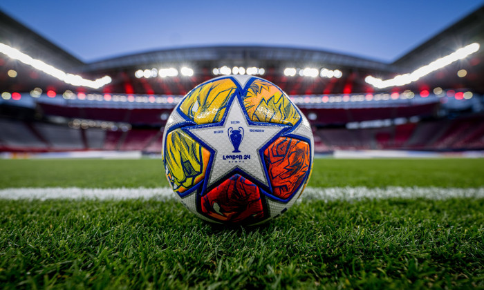 Der offizielle Matchball der KO-Phase der UEFA Champions League UCL Pro 23/24 Knockout Ball. Fussball UEFA Champions Lea