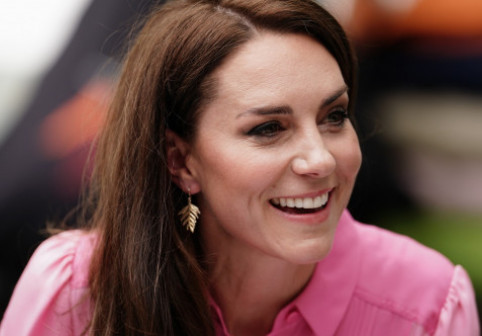 Kate Middleton se pune, în sfârșit, pe primul plan. Dezvăluirile făcute de un apropiat: „Nu-i pasă de ceea ce cred oamenii!”