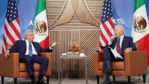 墨西哥总统安德烈斯·曼努埃尔·洛佩斯·奥夫拉多尔与美国总统拜登资料图片