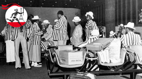 1976年7月16日，尼日利亚奥林匹克代表团在蒙特利尔米拉贝尔机场等待回程航班。尼日利亚前一天宣布抵制奥运会。