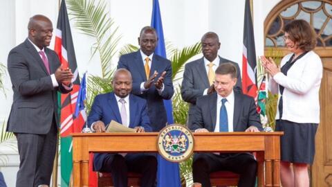 Kenyan and EU officials signed a trade agreement in Nairobi.