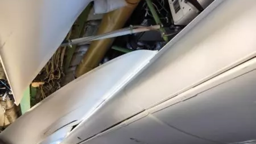 Cette photo prise le 1er juillet 2024 par le passager Claudio Fernandez Arbes montre les dégâts subis par un Boeing 787-9 Dreamliner d'Air Europa à la suite de fortes turbulences
