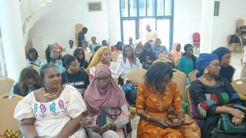 "Plateforme Mondiale des Femmes Entreprenantes" musow ka lajɛ Dakar, san 2024 mɛkalo tile 02 ka ɲɛsin musow ka nɛgɛkɔrɔsigi ma Gambie.