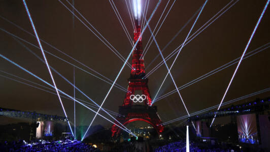 La tour Eiffel lors du final de la cérémonie d'ouverture des Jeux olympiques de Paris, le 26 juillet 2024.