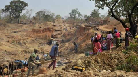 Inhabitants of Barafoute village, in Kedougou, Senegal, digging 15 metres deep in search of gold.