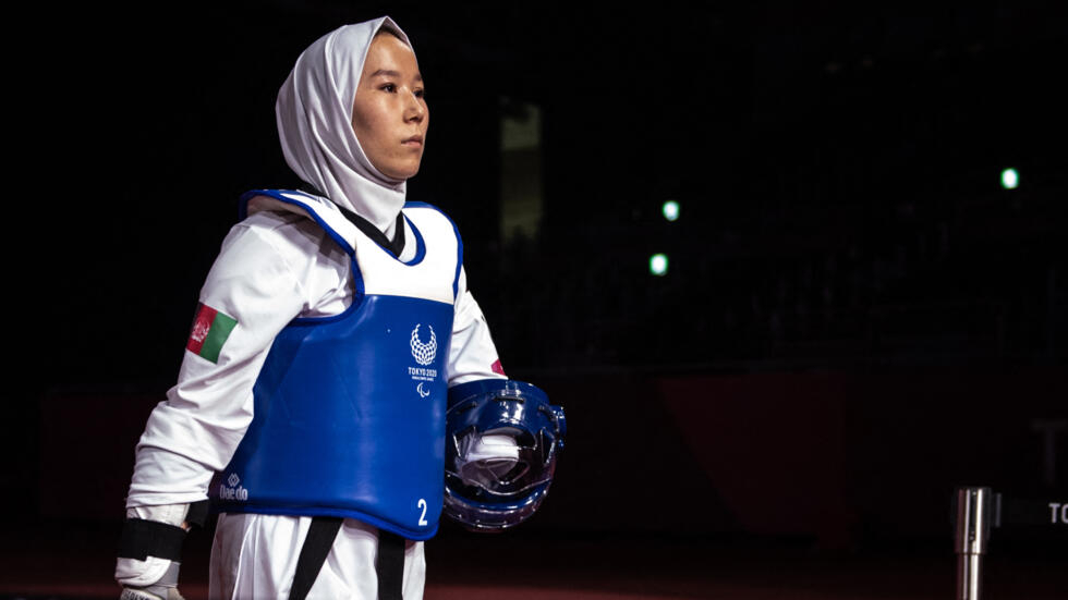 ذکیه خدادادی، پاراتکواندوکار افغان در جریان رقابت‌های پارا-المپیک توکیو