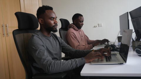 Depuis la maison Ojemba à Kigali, des groupes de développeurs informatiques du continent travaillent sur des projets pour des entreprises basées majoritairement en Europe.