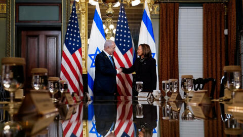 La vice-présidente américaine Kamala Harris rencontre le Premier ministre israélien Benyamin Netanyahu à Washington, D.C., aux États-Unis, le 25 juillet 2024.