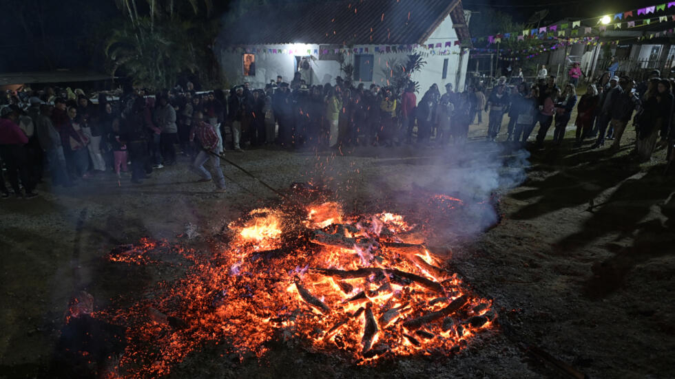 Casos de queimaduras crescem no Brasil durante as festas juninas