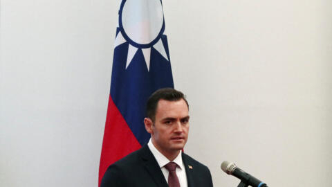 2024年2月22日，台湾台北，美国众议员迈克-加拉格尔（Mike Gallagher）（共和党-威斯康星州）在台湾总统府与台湾当选总统赖清德（未附图）会面时发表讲话。